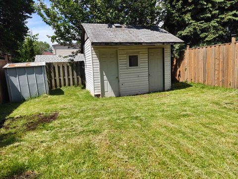 Photo 20 at 86 Patterson Avenue, Oakridge, Toronto