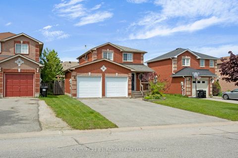 Photo 1 at 30 Ginger Drive, Holly, Barrie