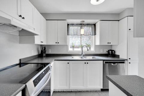 Photo 13 at 30 Ginger Drive, Holly, Barrie