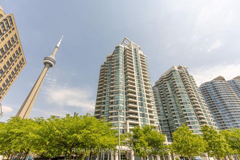 Photo 4 at 2801 (Ph 1) - 228 Queens Quay W, Waterfront Communities C1, Toronto