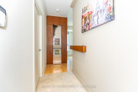 Photo 11 at 2801 (Ph 1) - 228 Queens Quay W, Waterfront Communities C1, Toronto