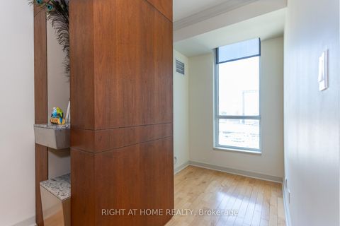 Photo 25 at 2801 (Ph 1) - 228 Queens Quay W, Waterfront Communities C1, Toronto