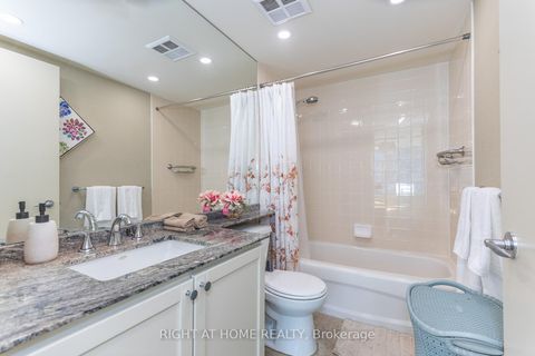 Photo 34 at 2801 (Ph 1) - 228 Queens Quay W, Waterfront Communities C1, Toronto