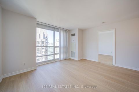 Photo 12 at 2809 - 761 Bay Street, Bay Street Corridor, Toronto