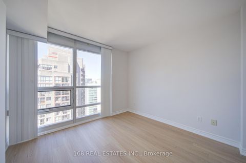 Photo 20 at 2809 - 761 Bay Street, Bay Street Corridor, Toronto