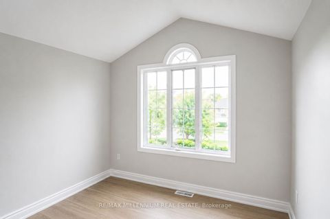 Photo 13 at 15 Quinlan Road, Georgian Drive, Barrie