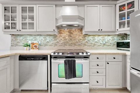 Photo 9 at 26 - 190 Harding Boulevard W, North Richvale, Richmond Hill