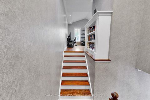 Photo 15 at 26 - 190 Harding Boulevard W, North Richvale, Richmond Hill