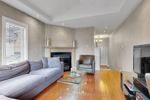 Photo 18 at 26 - 190 Harding Boulevard W, North Richvale, Richmond Hill