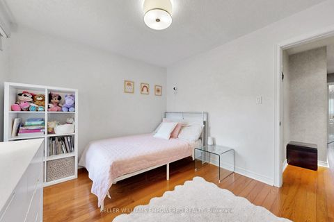Photo 21 at 26 - 190 Harding Boulevard W, North Richvale, Richmond Hill