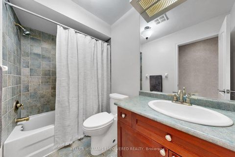 Photo 23 at 26 - 190 Harding Boulevard W, North Richvale, Richmond Hill