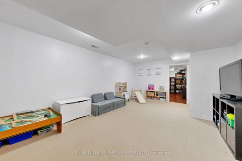 Photo 33 at 26 - 190 Harding Boulevard W, North Richvale, Richmond Hill