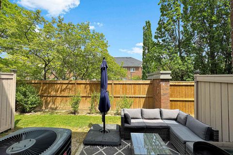Photo 40 at 26 - 190 Harding Boulevard W, North Richvale, Richmond Hill
