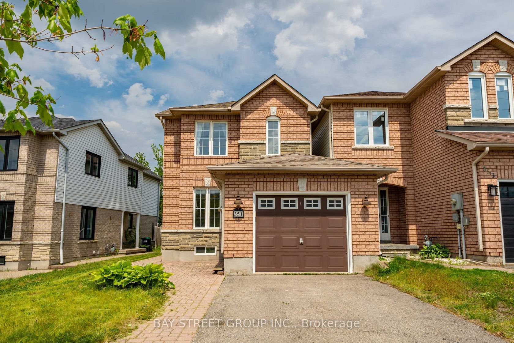 351 Ferndale Drive S, Ardagh, Barrie photo 6