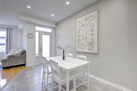 Photo 12 at 42 Laramie Crescent, Patterson, Vaughan