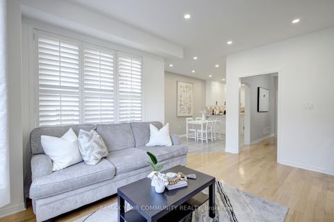 Photo 24 at 42 Laramie Crescent, Patterson, Vaughan