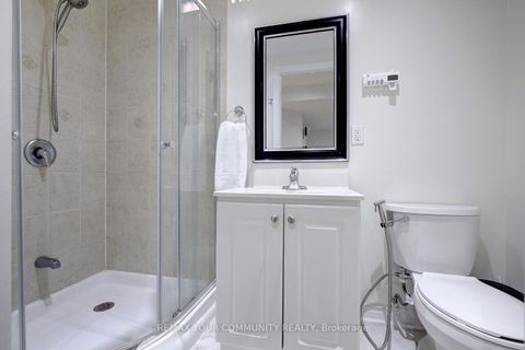 Photo 38 at 42 Laramie Crescent, Patterson, Vaughan