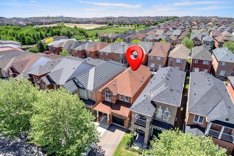 Photo 45 at 42 Laramie Crescent, Patterson, Vaughan