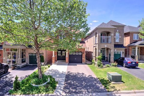 Photo 47 at 42 Laramie Crescent, Patterson, Vaughan