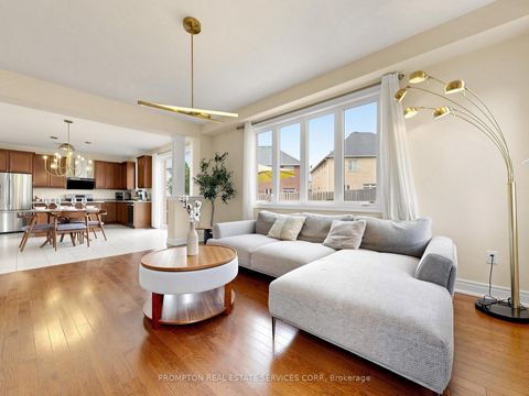 Photo 13 at 29 Beebe Crescent, Wismer, Markham