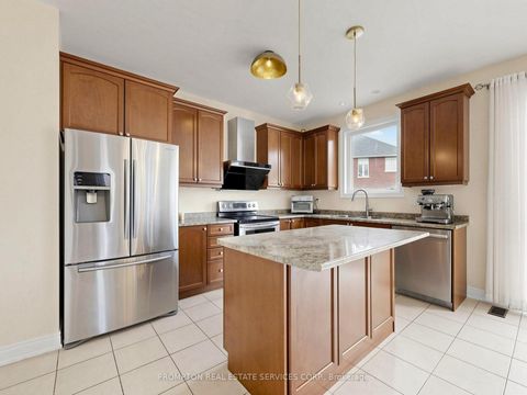 Photo 16 at 29 Beebe Crescent, Wismer, Markham