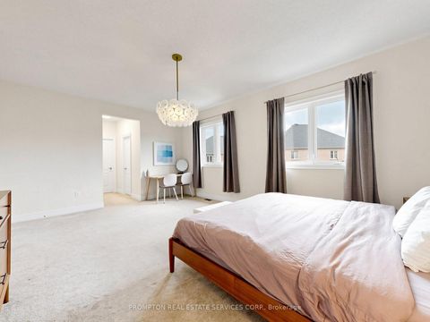 Photo 21 at 29 Beebe Crescent, Wismer, Markham