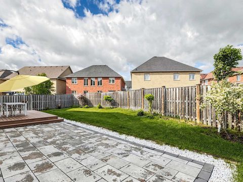 Photo 37 at 29 Beebe Crescent, Wismer, Markham
