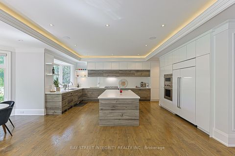 Photo 13 at 151 Horsham Avenue, Willowdale West, Toronto
