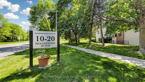 Photo 0 at 145 - 10 Moonstone Byway, Hillcrest Village, Toronto
