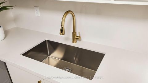 Photo 14 at 145 - 10 Moonstone Byway, Hillcrest Village, Toronto