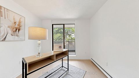 Photo 20 at 145 - 10 Moonstone Byway, Hillcrest Village, Toronto