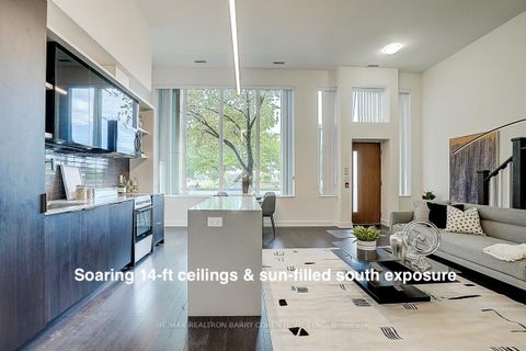 Photo 4 at TH107 - 6 Parkwood Avenue, Casa Loma, Toronto