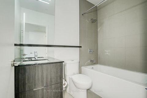 Photo 24 at TH107 - 6 Parkwood Avenue, Casa Loma, Toronto