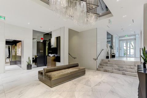 Photo 27 at TH107 - 6 Parkwood Avenue, Casa Loma, Toronto