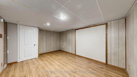 Photo 15 at 26 Innismore Crescent E, Maryvale, Toronto