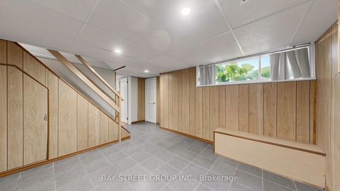 Photo 17 at 26 Innismore Crescent E, Maryvale, Toronto