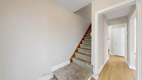 Photo 29 at 26 Innismore Crescent E, Maryvale, Toronto