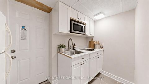 Photo 35 at 26 Innismore Crescent E, Maryvale, Toronto