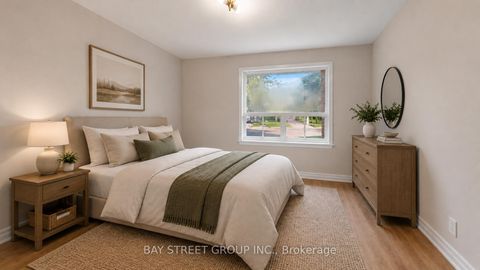 Photo 37 at 26 Innismore Crescent E, Maryvale, Toronto