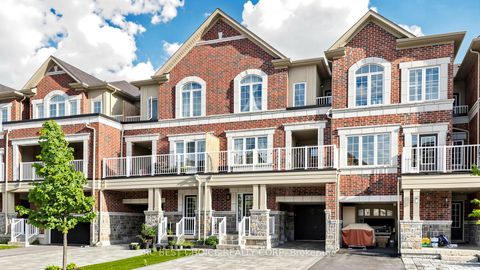 Photo 3 at 81 Ness Drive, Rural Richmond Hill, Richmond Hill