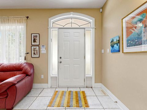 Photo 30 at 3 Raymond Drive, Yorkhill, Vaughan