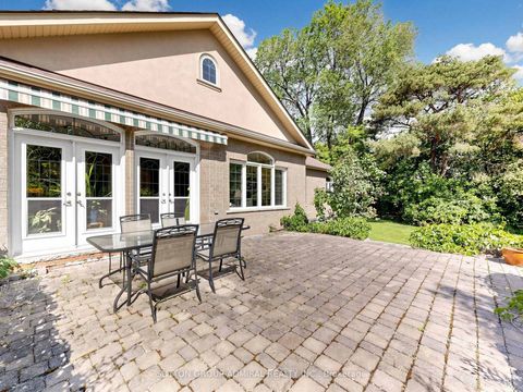 Photo 32 at 3 Raymond Drive, Yorkhill, Vaughan