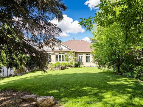 Photo 46 at 3 Raymond Drive, Yorkhill, Vaughan