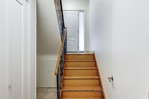 Photo 16 at 38 Jellicoe Avenue, Alderwood, Toronto