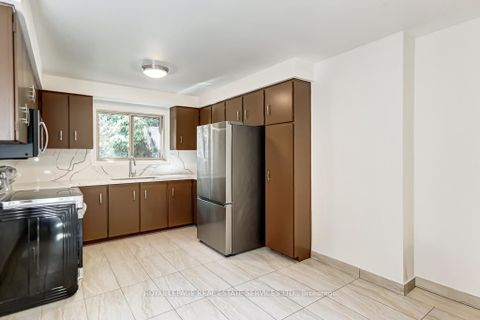 Photo 25 at 38 Jellicoe Avenue, Alderwood, Toronto