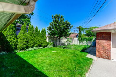 Photo 39 at 38 Jellicoe Avenue, Alderwood, Toronto