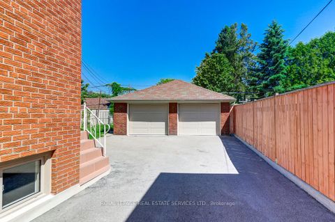 Photo 42 at 38 Jellicoe Avenue, Alderwood, Toronto