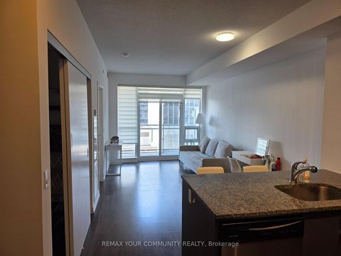 Photo 2 at 1004 - 89 Dunfield Avenue, Mount Pleasant West, Toronto