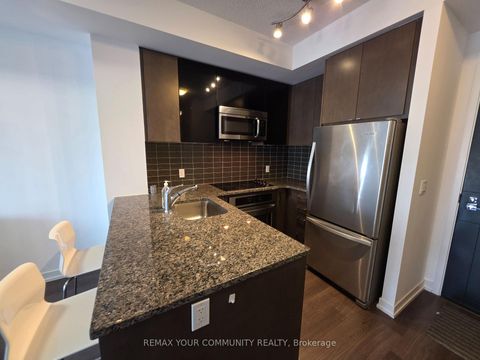 Photo 3 at 1004 - 89 Dunfield Avenue, Mount Pleasant West, Toronto