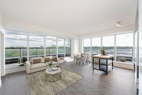 Photo 2 at 504 - 185 Deerfield Road, Central Newmarket, Newmarket